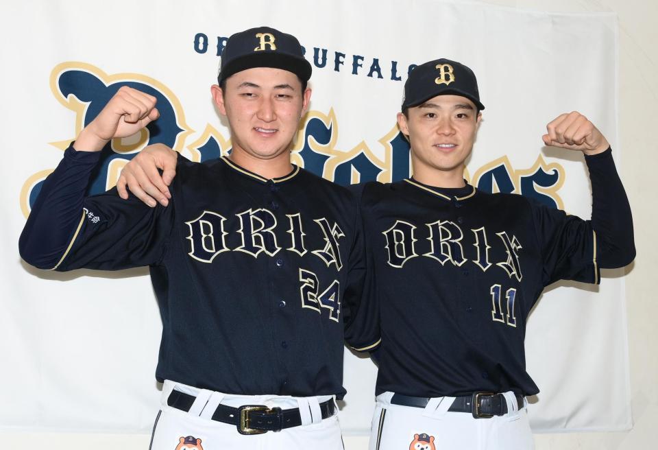 　監督推薦でオールスターに選出された紅林（左）、山崎福（撮影・堀内翔）