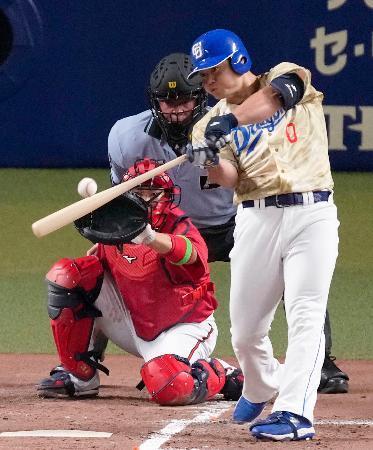 中８-０広（７日）　小笠原が５年ぶり完封