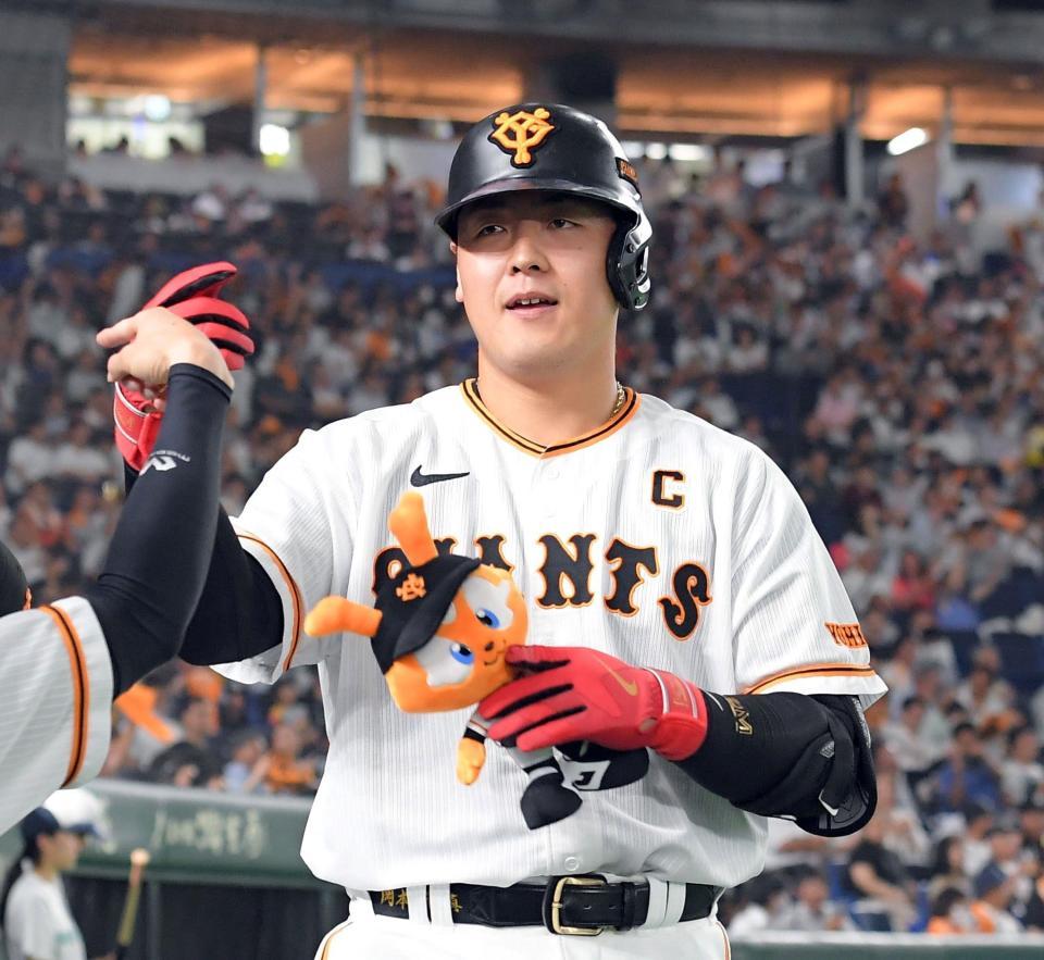 21 BBM 巨人 梶谷隆幸＆岡本和真 コンボバットカード(20/20