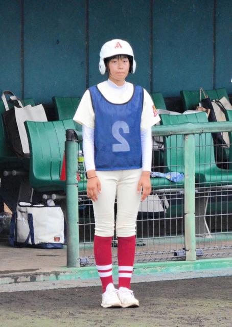 初の女子野球部員　初めての夏をボールパーソンとしてサポート「来年は１つでも勝利を見届けたい」