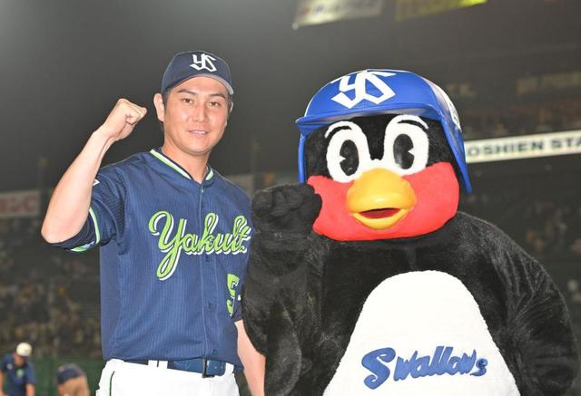 ヤクルト全員野球で甲子園11連勝中の伊藤将を攻略 守備ではファインプレー連発