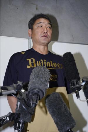 　前半戦を総括する中嶋監督