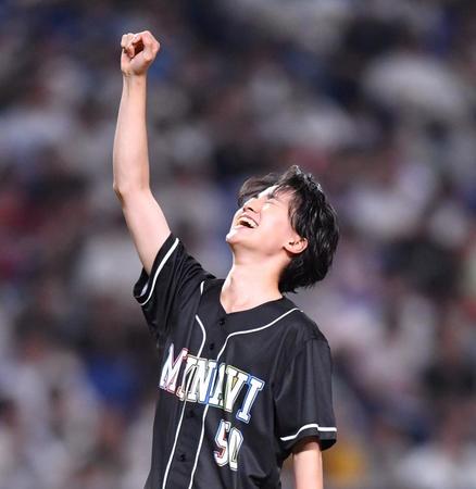 　ファーストピッチセレモニーを務めた木戸大聖（撮影・中田匡峻）