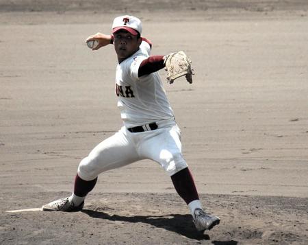 「淡路島から甲子園へ行けると伝えたい」津名　佐藤秀生投手が完投で東洋大姫路下す