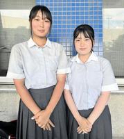 　履正社初のアナライザー（左から）吉田さんと森本さん