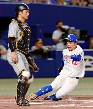 中３-１神（２日）　中日、連敗５でストップ