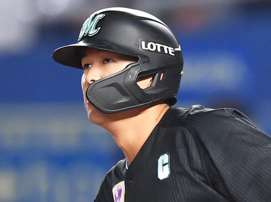 　ロッテ・中村奨