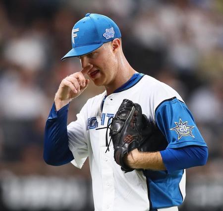 　５回途中で降板するマーベル（撮影・中島達哉）