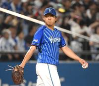 　３回、追加点を許して厳しい表情の今永（撮影・堀内翔）