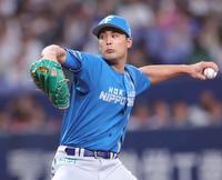 　好投する上原（撮影・坂部計介）