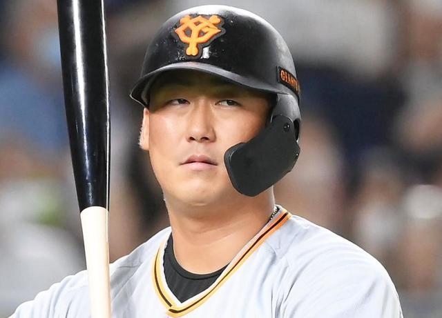 巨人・中田翔が体調不良で登録抹消 特例2023の対象/野球/デイリー