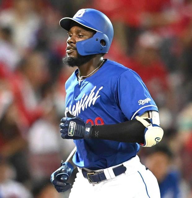 中日・カリステが爆発　来日１号＆Ｖ２号　敵地１４連敗中のチーム救った