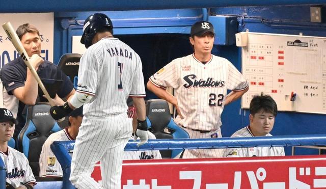 ヤクルト・高津監督 阪神・村上に完敗宣言「コントロールが素晴らしい」