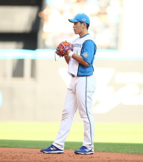 日本ハム・野村がプロ入り初めて二塁でプレー　今季４つ目のポジション