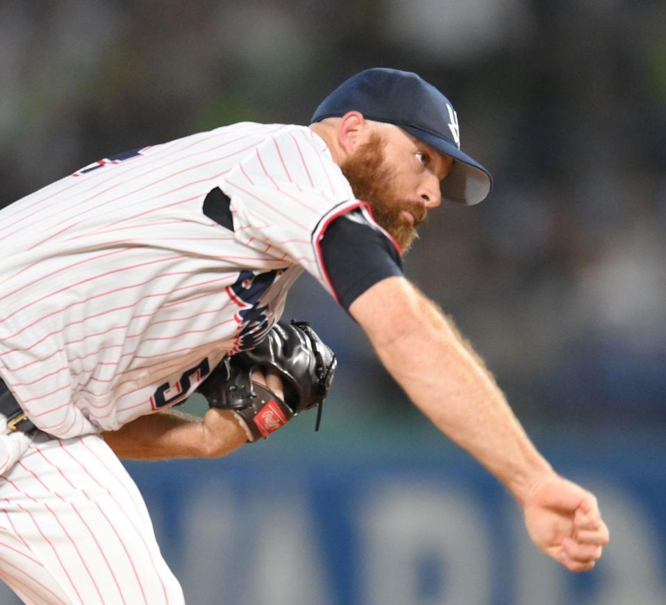 　力投する先発のサイスニード（撮影・伊藤笙子）