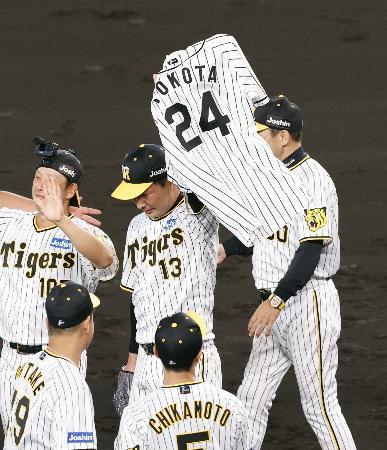 亡き横田さんにささげる優勝/野球/デイリースポーツ online