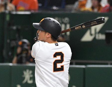 巨人 2戦連続六回に逆転劇 吉川同点弾&坂本勝ち越し適時二塁打
