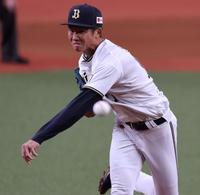 　先発し力投する曽谷（撮影・山口登）