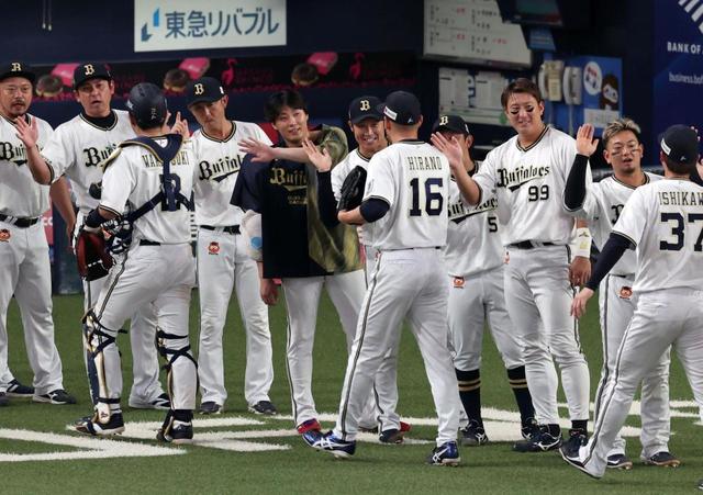 オリックス３連勝でＭ２！　３連覇、中嶋監督初のホーム有観客胴上げに王手　東は８１年ぶりのプロ入り７連勝