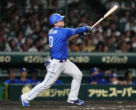 神２-７中（２７日）　細川が２本の２ラン