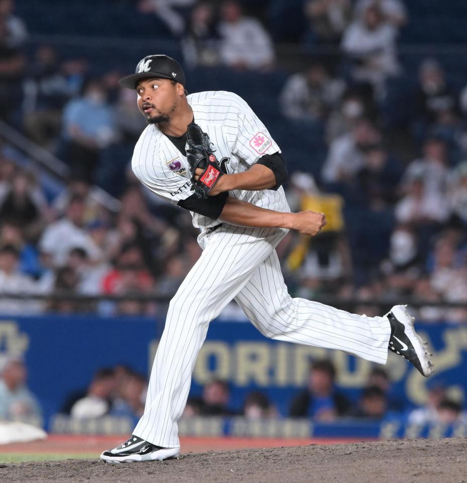 　８回から２番手として登板したペルドモ（撮影・堀内翔）