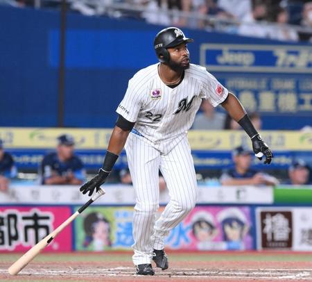 　３回、ポランコが右越えにソロを放つ（撮影・堀内翔）