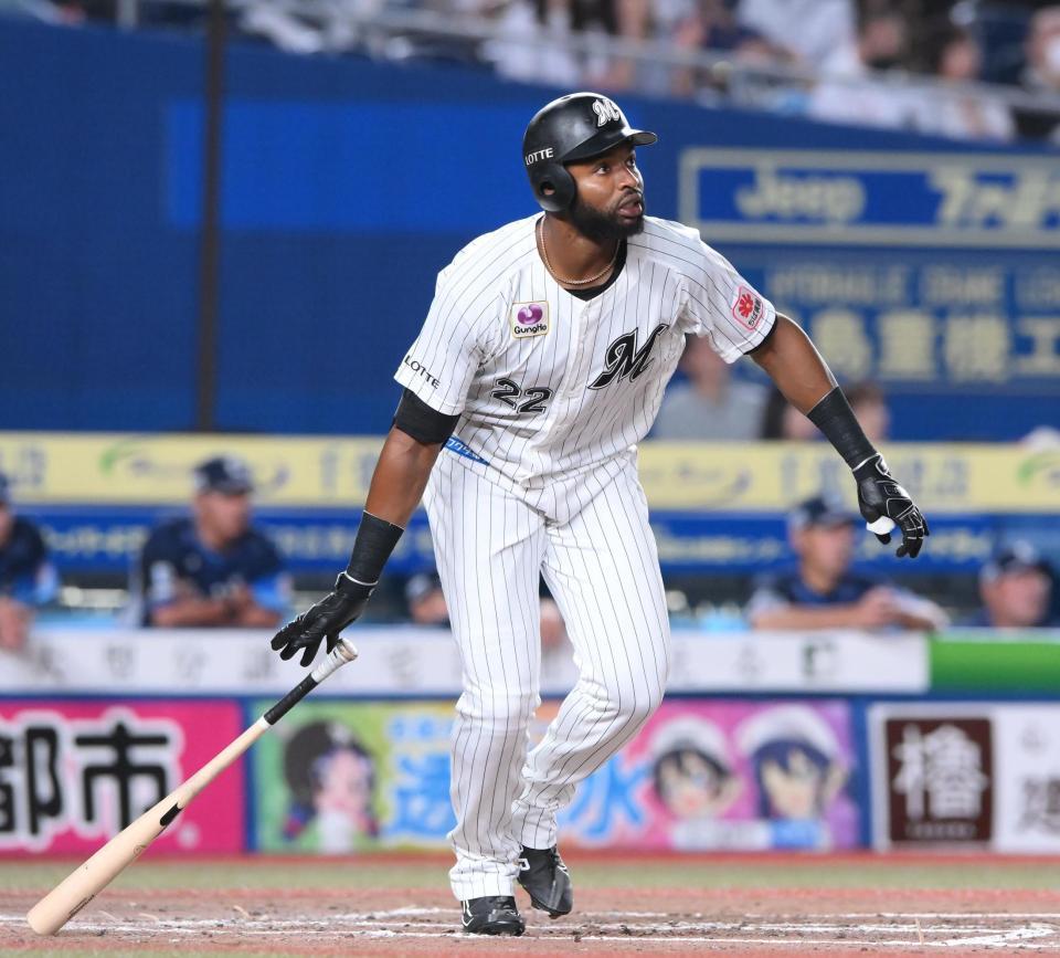 　３回、ポランコが右越えにソロを放つ（撮影・堀内翔）