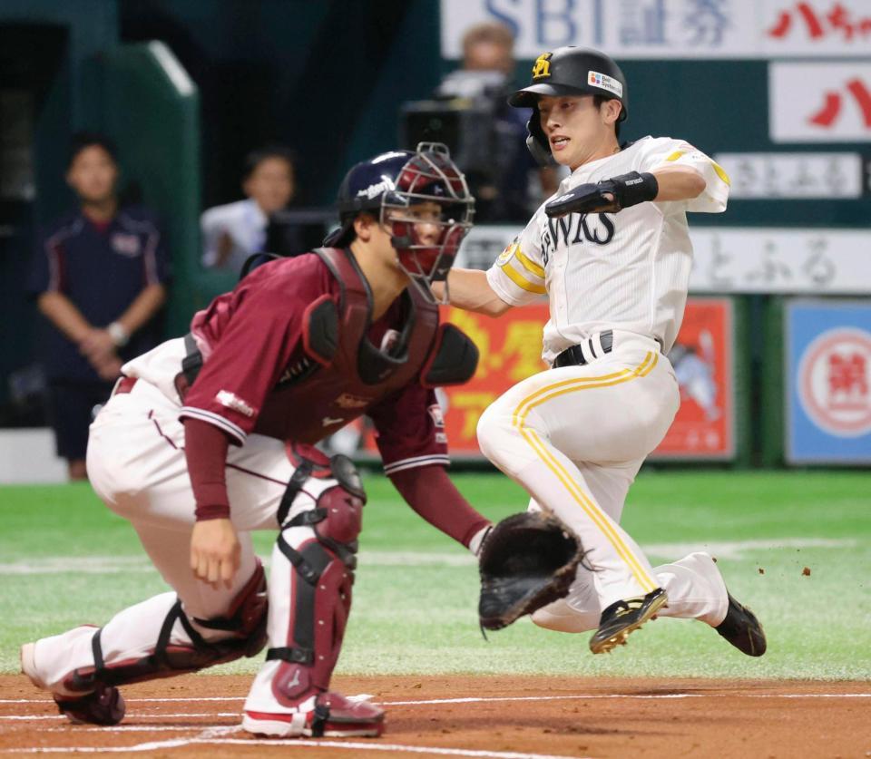 　１回、柳田の右前打で周東が生還