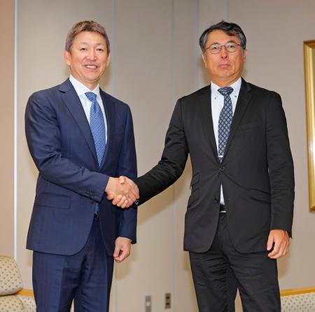 立浪監督「信念持ってやりたい」　中日、オーナーに報告