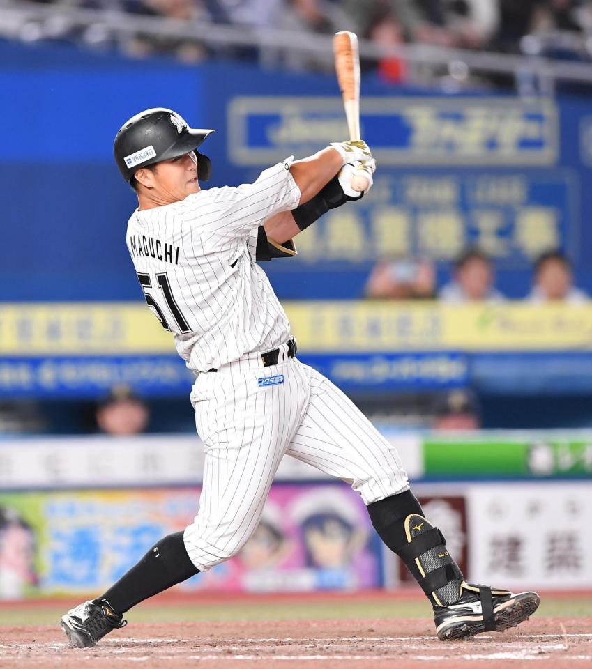 　５回　右前打を放ち猛打賞の山口（撮影・開出牧）