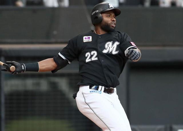 巨人からロッテ移籍のポランコが本塁打王「これからもこの成績を続けていきたい」