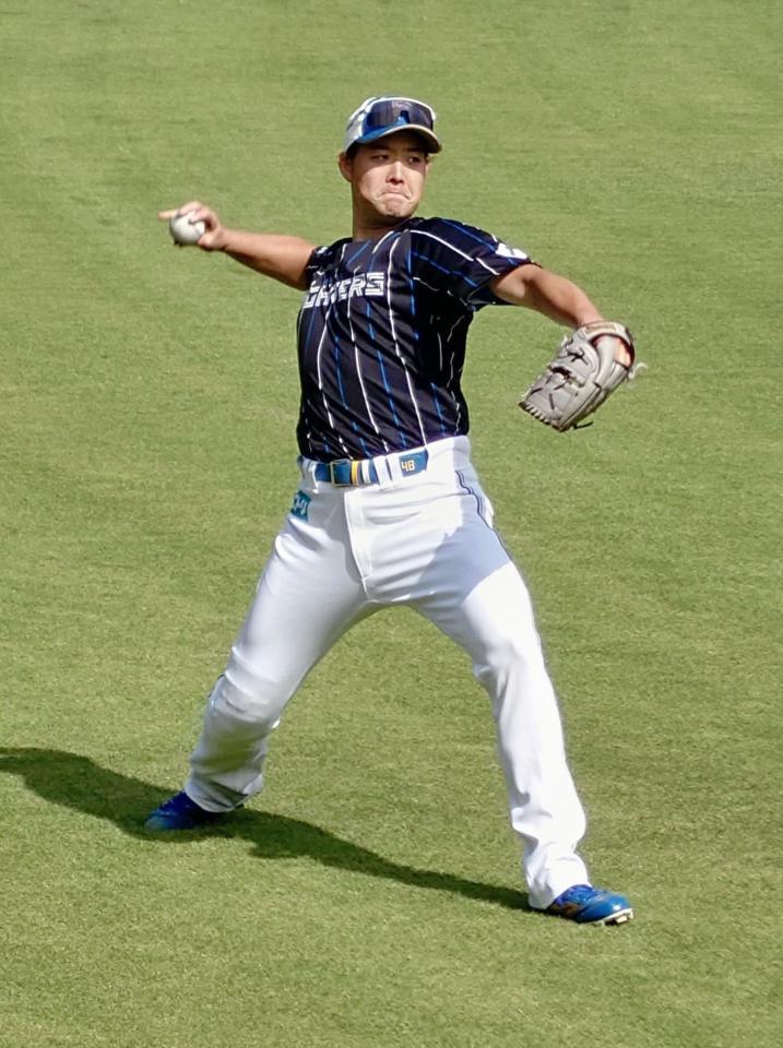 日本ハム・斎藤友貴哉 古巣阪神の“アレ”に「すごいな」右膝じん帯断裂