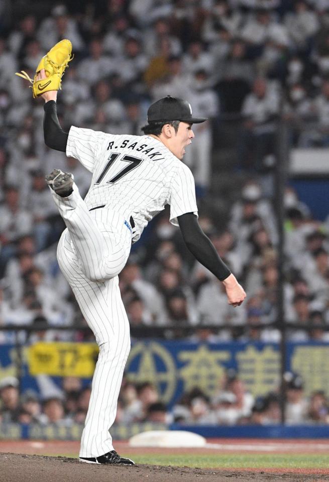 　３回パーフェクトの佐々木朗（撮影・佐々木彰尚）