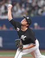 　力投する沢村（撮影・北村雅宏）