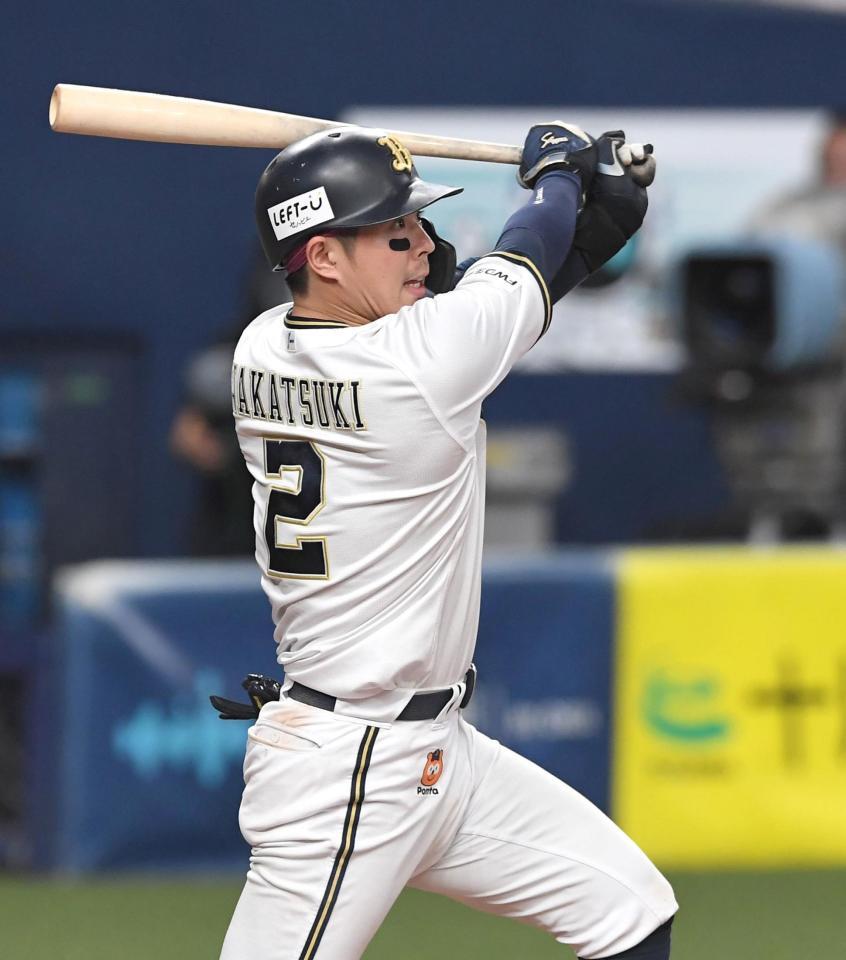 オリックス 若月の打席で吉田正尚の応援歌流れる スタンドは大