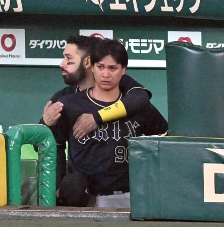 オリックス　呆然の宇田川を優しく抱き締めたゴンザレス「まだ生き残っていますので」