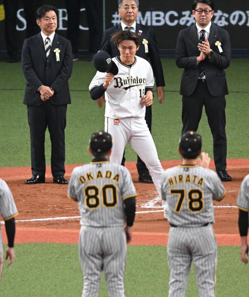 オリックス 優秀選手賞の山本由伸 試合後にメジャー挑戦承認を球団が