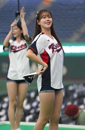 【写真】韓国代表チアのショーパン圧巻美脚＆激しいダンスパフォがネット話題「韓国、応援します」