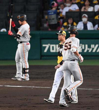 　来季から試合時間短縮を目的に徹底される「打者間３０秒」