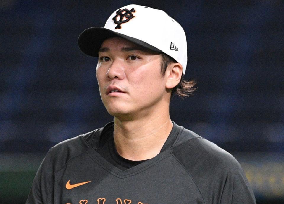 巨人・坂本勇人がバットでゴルフスイングする岡本和真の動画を投稿「ナイスショット」からの「ファー」野球デイリースポーツ Online 1350