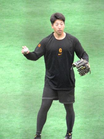 巨人・大勢　自主トレ仲間、オリックスからトレード移籍の近藤を歓迎「ライバル」