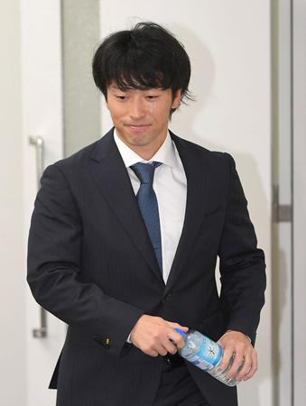 オリックス　福田は１５００万減の６０００万円で更改　来季は外野争い激化も「信念を持って、やっていきたい」