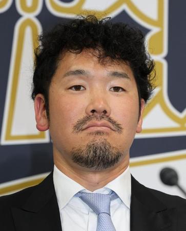 オリックス・Ｔ岡田　半減３６００万円更改　１５年ぶり本塁打なし「チームの力になれるように」