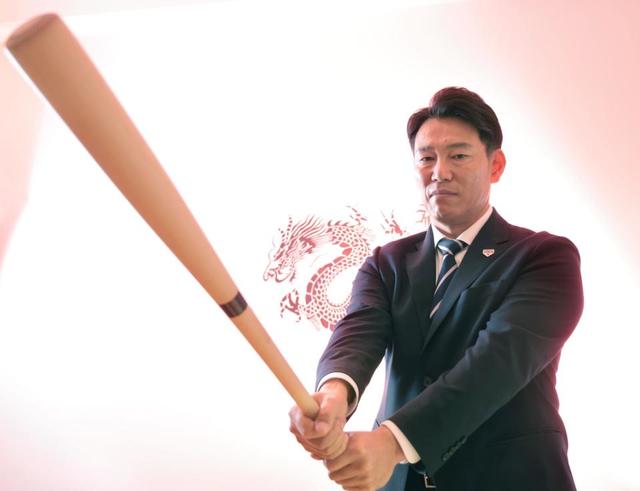 侍・井端監督 昨年辞退の阪神の中野らも「当然候補」 MLB選手も