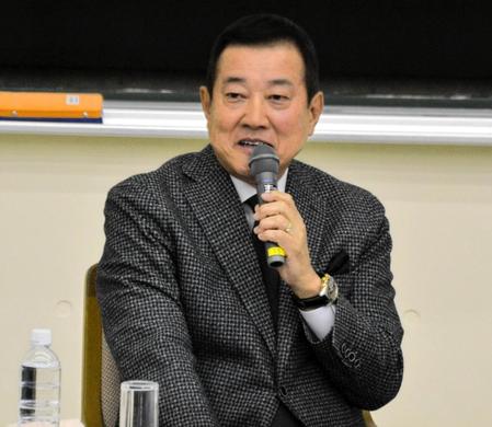 　講義を行った巨人・原前監督