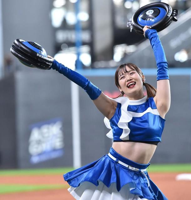 きつねダンス大ブレーク貢献の元ファイターズガール 続々とタレント転身 人気メンバー「たくさん悩んで決めました」/野球/デイリースポーツ online