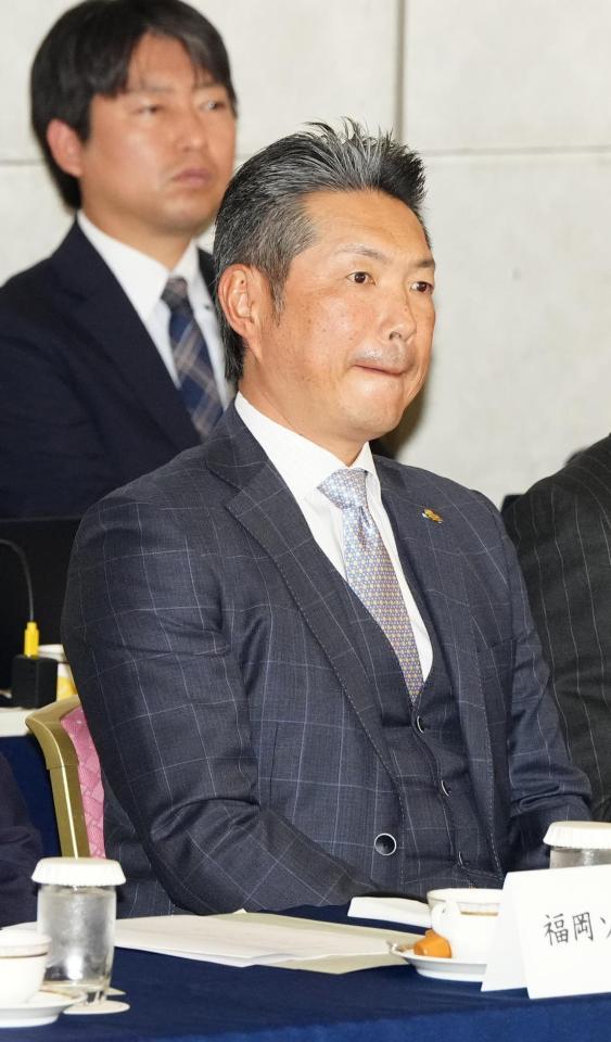 　１２球団監督会議に臨む小久保監督（代表撮影）