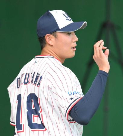 ヤクルト・奥川　決意の初日ブルペン 「今度は自分が」石川県に恩返しだ　完全復活で故郷に朗報届ける
