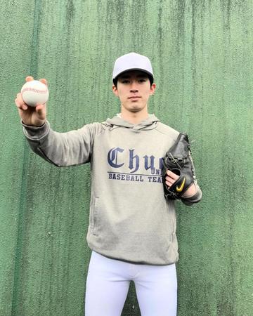 朗希弟の中大・佐々木怜希が兄から譲り受けたグラブで初練習 大学は投手一本で勝負、憧れは「山本由伸さん」