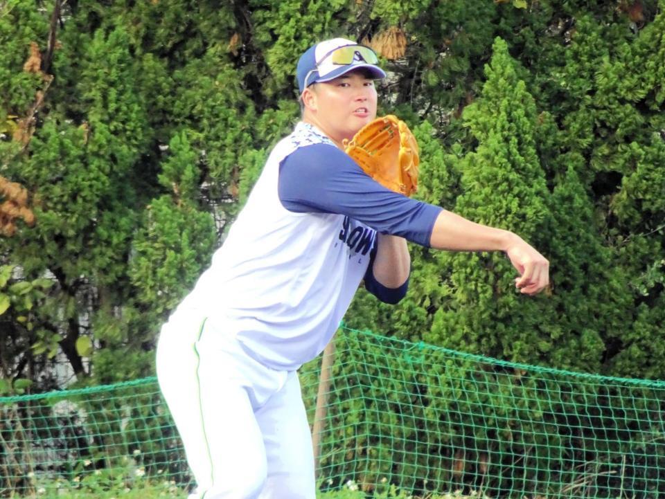 　２日続けて特守を行う村上